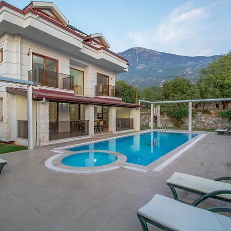 Zehra Fethiye